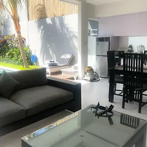 https://arta-villas.ubudhotelsnow.com